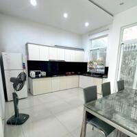 Bán nhà mặt tiền đường 40 view Công Viên vị trí đẹp thoáng mát tiện kinh doanh. Liên Hệ: 0934080888 Mr Thắng