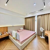 Bán nhà 6 Tầng Thang Máy.Full Nội Thất.SĐCC. Chỉ 8,8 tỷ