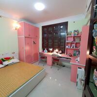 Bán nhà ngõ 119 Hồ Đắc Di, 45m2, gần bãi gửi ô tô, sân chơi, 8.4 tỷ