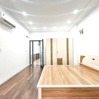 Nhà lầu đẹp nằm kế bên siêu thị Lotte Cần Thơ
