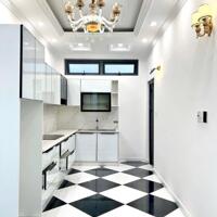 Nhà lầu đẹp nằm kế bên siêu thị Lotte Cần Thơ