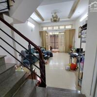 **Bán nhà phường 4, HXH Út Tịch** quận Tân Bình; (4*20) 3 tầng - 15 tỷ