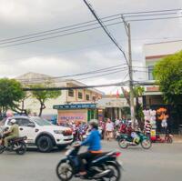 Bán nhà thị trấn Nhà Bè ngang 12x19m : 264m2 giá 8.7 tỷ
