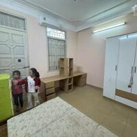 Cho thuê nhà nguyên căn Thanh Xuân, 4.5 tầng, 35m2, 6 ngủ, chỉ 12 Triệu/th