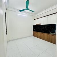Bán nhà Nguyễn Khoái-44m2-Hiếm trong tầm giá,Thoáng 3 mặt - 5ty4