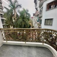 Bán Nhà Hồng Hà 5 T Tháng máy Full Nội Thất.giá 15450 tr