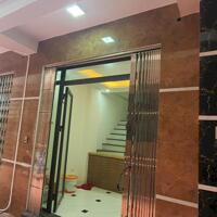 CẦN TIỀN GẤP GIÁ NÀO CŨNG BÁN ....NHÀ ĐẸP PHỐ MẬU LƯƠNG CHƯA ĐẾN 5 TỶ . GẦN CHỢ , TRƯỜNG HỌC CÁP 1,2,3 .