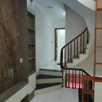 CẦN TIỀN GẤP GIÁ NÀO CŨNG BÁN ....NHÀ ĐẸP PHỐ MẬU LƯƠNG CHƯA ĐẾN 5 TỶ . GẦN CHỢ , TRƯỜNG HỌC CÁP 1,2,3 .
