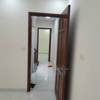 CẦN TIỀN GẤP GIÁ NÀO CŨNG BÁN ....NHÀ ĐẸP PHỐ MẬU LƯƠNG CHƯA ĐẾN 5 TỶ . GẦN CHỢ , TRƯỜNG HỌC CÁP 1,2,3 .
