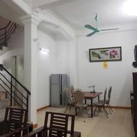 Cho thuê nhà nguyên căn Ngõ Văn Chương, 50m2 x 3 tầng, 3 ngủ, 10 Triệu