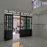Bình Tân, cạnh đường số 7,khu tên lửa, ngang 5,5m, Nhà 3 tầng, 75 m2, giá rẻ.