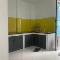 Bình Tân, cạnh đường số 7,khu tên lửa, ngang 5,5m, Nhà 3 tầng, 75 m2, giá rẻ.
