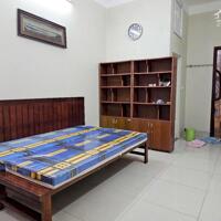 Cho thuê nhà ở GĐ kết hợp KD online Phố Đại Cồ Việt, 4 tầng x 30m2, 2 ngủ, 10 Triệu/th