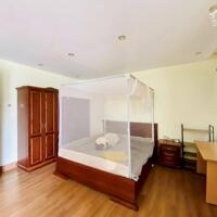 Bán Nhà Mặt Phố Tô Ngọc Vân Tây Hồ 150m9T MT12,6m Vỉa Hè VIEW Hồ 91 Tỷ Tô Ngọc Vân.