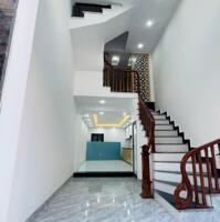 Bán nhà Song Phượng, Đan Phượng. Nhà đơn lập 38m2, xây 4 tầng lệch. Ngõ thông ra Chợ Phùng