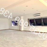 Cho thuê văn phòng 89 m2, miễn phí 17 chỗ để xe máy ở hầm. Lh: OFFICE DANANG – 0935 999 438