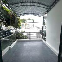 Chính chủ bán nhà đường Phương Sài, diện tích 37,8m2