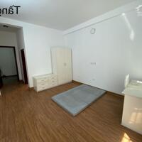 Cho thuê nhà 5 tầng Ngọc Thụy, Long Biên. 35m. Giá: 11 triệu/tháng. Lh: 0967873362