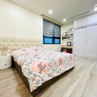 Bán nhà Lô góc Tây Sơn, Ô tô phi, sát phố, KD  tốt, DT 66m2, Mt 4,6m, giá 19 tỷ