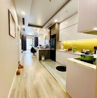 Bán nhà Lô góc Tây Sơn, Ô tô phi, sát phố, KD  tốt, DT 66m2, Mt 4,6m, giá 19 tỷ