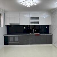 Nhà riêng 50x 4 tầng lô góc có Gara Ôtô đường Trung Hành. Giá Rẻ