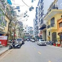 Bán tòa Building phố Khúc Thừa Dụ, 190m2 mặt tiền 10m, 2 thang máy, hiệu suất cao