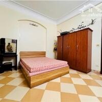 Bán nhà Khâm Thiên 97m2 giá rẻ có sân 5 tầng nhà đẹp 14.5 tỷ