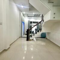 NHÀ ĐẸP  NGAY ĐẠI HỌC CÔNG THƯƠNG , THỦ ĐỨC, ĐƯỜNG XE HƠI, NGANG 5M2 BỀ THẾ, NHỈNH 4 TỶ
