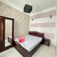 Cần bán gấp nhà Nguyễn Thiện Thuật, Quận 3. Giá 5,2 tỷ/DT 40m2. 1 trệt 2 lầu. Đường trước nhà 10m