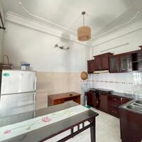 Cần bán gấp nhà Nguyễn Thiện Thuật, Quận 3. Giá 5,2 tỷ/DT 40m2. 1 trệt 2 lầu. Đường trước nhà 10m