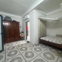 Cần bán gấp nhà ngõ 44 Trần Thái Tông 45m2, 4T, full nội thất, dân xây