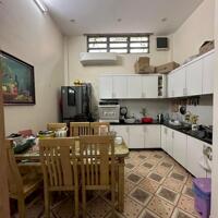 Bán nhà phố Giảng Võ thoáng trước sau đẹp