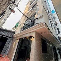 Bán nhà kẻ tạnh, giang biên, lô góc, oto đỗ cửa, vị trí đẹp, view hồ