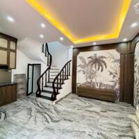 Bán nhà kẻ tạnh, giang biên, lô góc, oto đỗ cửa, vị trí đẹp, view hồ