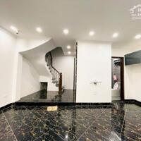 Bán nhà Kim Giang, Thanh Xuân. 50m2 x 6 Tầng. THANG MÁY. Ô TÔ. NGÕ THÔNG. 9 Tỷ.