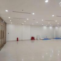 Cho thuê gấp 170m2 sàn văn phòng Nguyễn Thị Định thông sàn, thang máy, có hầm để xe, ô tô tránh