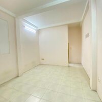 Cho thuê nhà gần mặt tiền đường Tân Hóa, P1, Q11