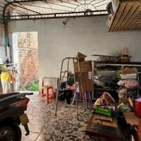 Bán đất tặng nhà cấp 4 gần trung tâm giới thiệu việc làm, gần chợ kp1 phường Tân hiệp