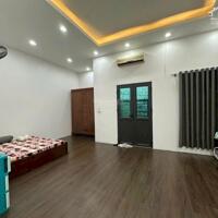 Chính chủ bán nhà 3 tầng đường Cách Mạng Tháng 8 - vị trí đắc địa, thuận lợi kinh doanh