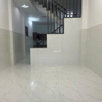 Bán nhà 1 trệt 1 lầu hẻm một xẹt  đường Nguyễn Xiển cách ngã ba Gò Công 200m