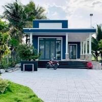 Nhà vườn nghỉ dưỡng xã Trung Lập Hạ, Củ Chi tổng dt 6000m2 có 86m2 thổ 3pn 2wc giá 10,8 tỷ