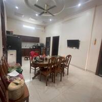 Cho thuê nhà vườn Tân Phong DT200m2,Pin năng lượng mặt trời, hồ cá coi
