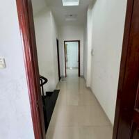 Hiếm 7,2 tỷ - Nhà 3 tầng 75m2, Đường 8m thông Nguyễn Duy Cung, Gò Vấp