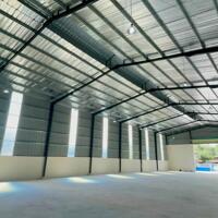 CHO THUÊ NHÀ KHO 700M2 QUỐC LỘ 1A, HOÀ VANG, GIÁ 32 TRIỆU