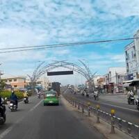 Mặt tiền đường Phạm Hùng kinh doanh tự do
