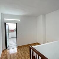 Bán nhà riêng Xuân Phương, Nam Từ Liêm. Sổ 32m2 vuông vức, 5 tầng nội thất đẹp sẵn ở Ngay