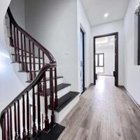 Bán nhà Vân Côn, Hoài Đức. Căn góc 43m² xây 4 tầng sẵn ở ngay. Ngõ thông đường ôtô ghé cửa
