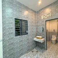 Bán nhà kp3a p.Trảng Dài, dt100m2, 3PN, SX 7 chỗ, gần ủy ban, Quang Thắng