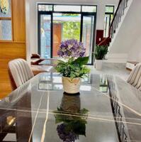 Bán nhà kp3a p.Trảng Dài, dt100m2, 3PN, SX 7 chỗ, gần ủy ban, Quang Thắng