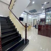 BÁN NHÀ TẶNG NỘI THẤT MẶT TIỀN CÔNG VIÊN ĐÀI TRUYỀN HÌNH PHƯỜNG 3 VĨNH LONG